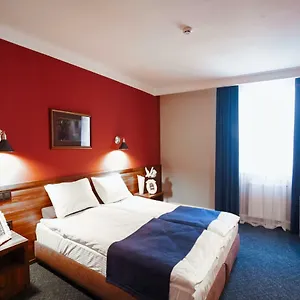 Sherlock Holmes Boutique Otel Lviv