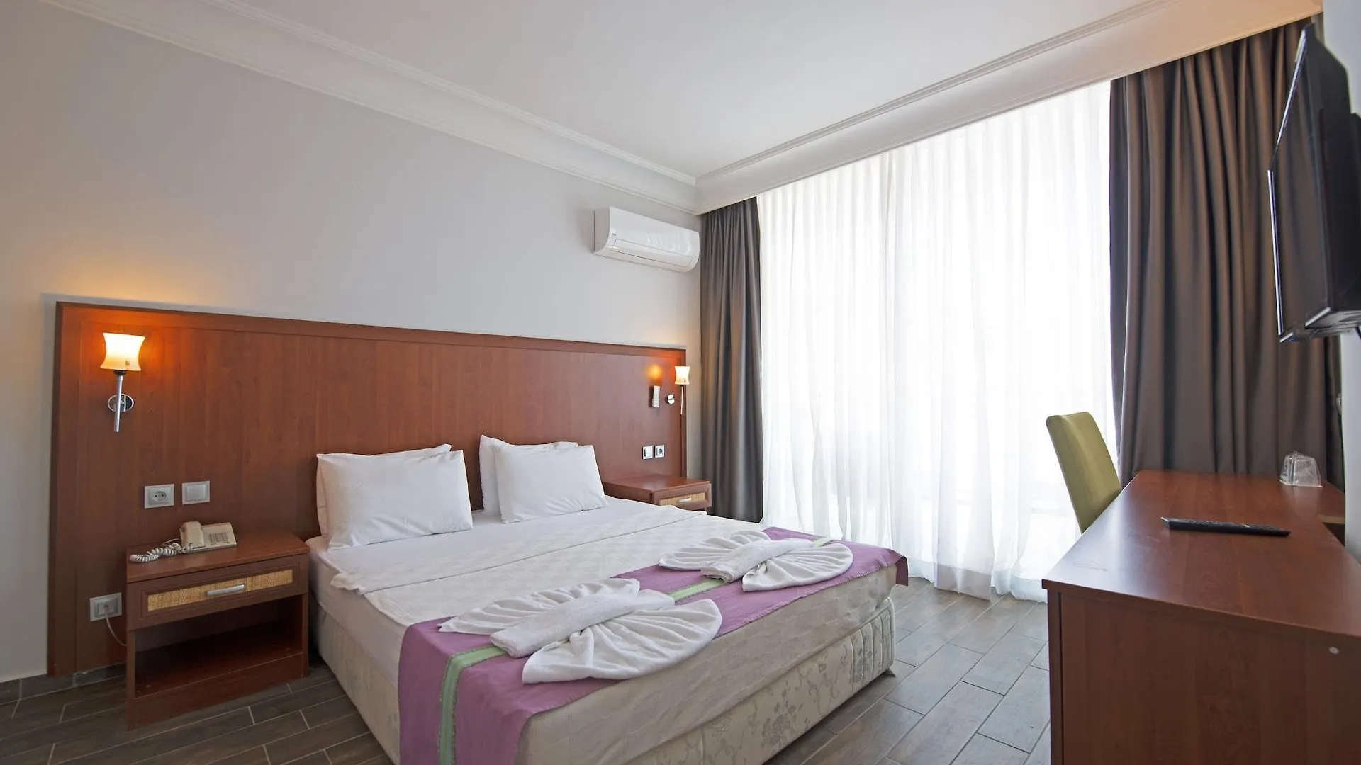 Sunbay Park Hotel Мармарис